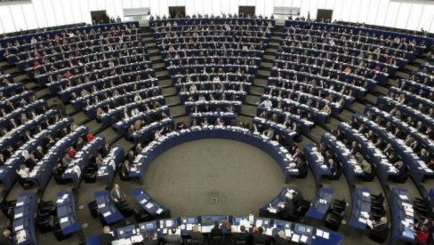 СРПСКА РЕЗОЛУЦИЈА О ЕУ Лидер покрета Наши: Путуј, Европо