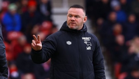 DA, GLUV SAM... Vejn Runi šokirao Englesku