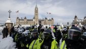 POLICIJA RAZBIJALA STAKLA NA VOZILIMA: Čisti se kanadska prestonica koja je bila paralisana protestima