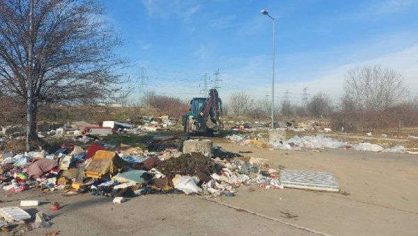 ЧИСТО НА БЕЖАНИЈСКОЈ КОСИ: Током викенда уклоњено више од 200 кубика отпада са сметлишта у Новом Београду