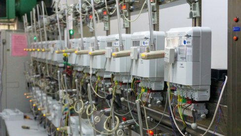 ЗА МЕСЕЦ ДАНА 590 ПОЖАРА, ПОГИНУЛО СЕДМОРО: Надлежни упозоравају - Старе дрвене разводне кутије у више од 4.000 београдских зграда