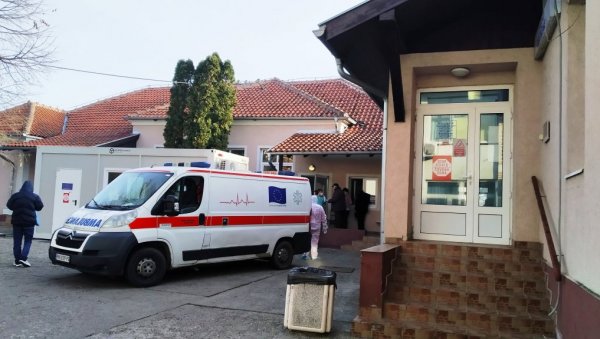 ЕПИДЕМИЈА У ПАРАЋИНУ: Хоспитализовано 39 ковид-пацијената, јуче 34 нова случаја