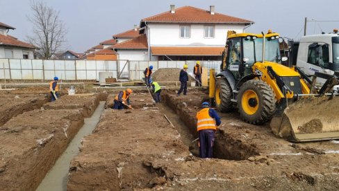 DOM ZA 12 PORODICA: Počela gradnja objekta za socijalno stanovanje u čačanskom naselju Obrež