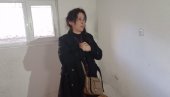 СУЗЕ НА ЛИЦУ МАРИЈЕ НОВАКОВИЋ: Српкиња после 22 године ушла у свој стан у Приштини (ФОТО/ВИДЕО)
