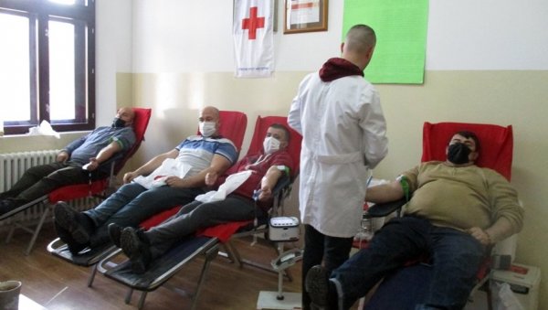 АКЦИЈА ДОБРОВОЉНОГ ДАВАЊА КРВИ: Неготинци дали 47 јединица крви