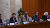 PRISUSTVUJE I PREDSEDNIK VUČIĆ: Počela sednica Vlade Srbije o situaciji u Ukrajini i regionu