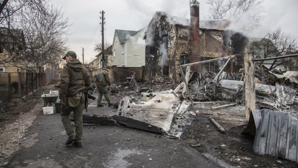 БОРБЕ ДУЖ ЦЕЛЕ ЛИНИЈЕ ДОДИРА: Жестоки сукоби јединица ДНР и украјинске војске