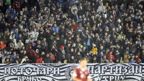 CRNO-BELA BUDUĆNOST JE STIGLA! Najmlađi navijači Partizana oduševili javnost Srbije