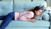УМОР И ЗБОГ ДИСБАЛАНСА ХОРМОНА: Поспаност и мањак енергије многи осећају, решење у променама навика