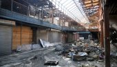 О ОБНОВИ СЕ САМО ШУШКА: Пола године од пожара у Кинеском тржном центру, трговци раде у контејнерима