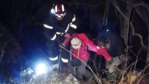 ДРАМА СА СРЕЋНИМ КРАЈЕМ: Акција спасавања на планини Каблар, изгубила се жена планинар (ФОТО)