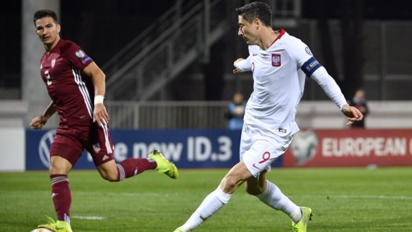 ПРИТИСАК РАСТЕ: Пољска неће да игра против Русије, Левандовски подржао одлуку