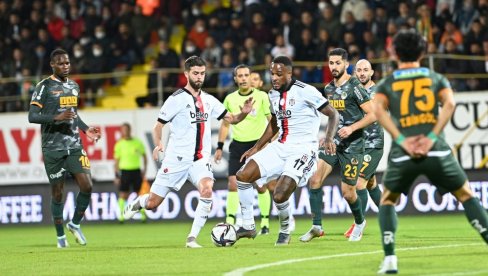 TIP PREDLAŽE – TURSKA 1: Lider ostaje na radaru Fenera