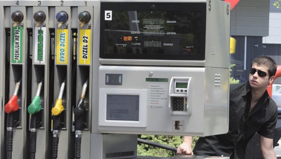Litar goriva i do 230 dinara: Koliko koštaju dizel i benzin u zemljama regiona?