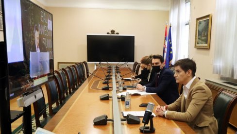ПРАВО ВРЕМЕ ЗА УЛАГАЊА У СРБИЈУ: Премијерка Брнабић у Лондону на инвестиционом самиту о Западном Балкану