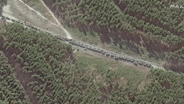 РУСКИ ПОКРЕТИ КА КИЈЕВУ: Сателитски снимци кретања војних колона дугачких 27 км