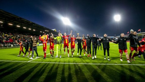 КРЕЋЕ ХОЛАНДСКО ПРВЕНСТВО: Очекујемо голеаду на отварању Ередивизије