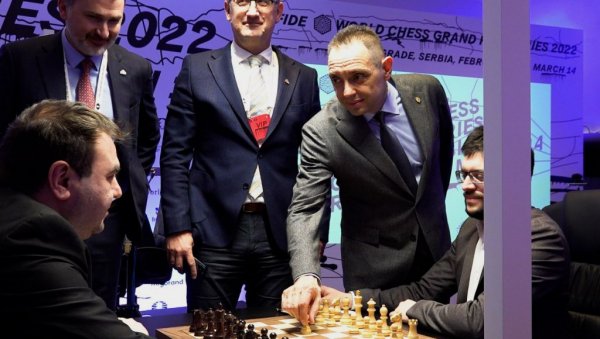ВУЛИН ОТВОРИО ТАКМИЧЕЊЕ: Поносан сам што је Србија домаћин једног од највећих шаховских турнира у свету (ФОТО)