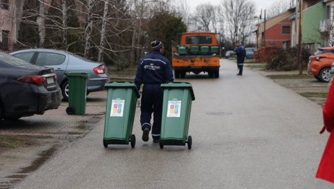 КОД КУЋЕ БИРАЈУ ЗА РЕЦИКЛАЖУ: Вршчани међу првима у Србији почињу да селектују отпад већ у домаћинствима