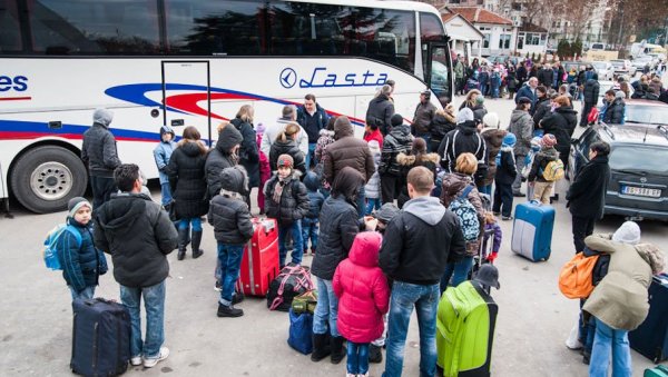 ЕКСКУРЗИЈЕ ПОНОВО У РАСПОРЕДУ: После две године, почела припрема за ђачка путовања и основаца и средњошколаца