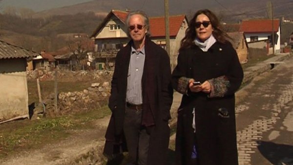 БЕОГРАД ДОЧЕКАО ХАНДКЕА: Српска премијера филма на ФЕСТУ