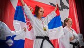 MEDALJU POSVETILA ZVEZDI! Prelepa Emilija objedinila zlato na Svetskom i Evropskom prvenstvu!