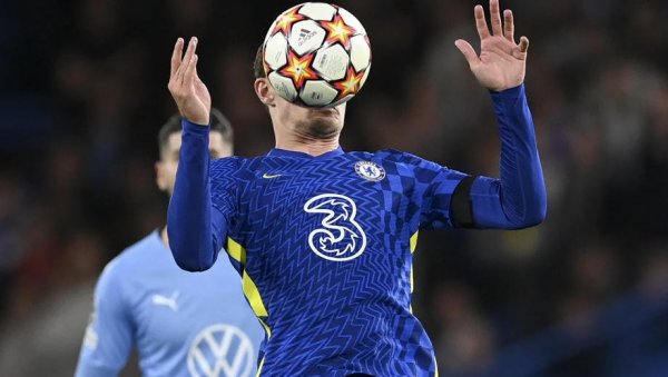 ЧЕЛСИ СЕ ОСВЕТИО БАРСЕЛОНИ: Премијерлигаш довео бразилску звер