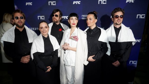 АУТЕНТИЧНА, СУГЕСТИВНА И ДУХОВИТА: После почетног шока, Констрактина песма In corpore sano, све више се свиђа људима