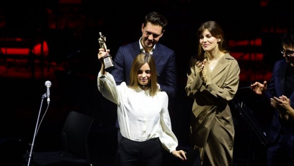 ГЛЕДАЈ ПОСТФЕСТУМ И ПОМОЗИ ДЕЧЈИМ КЛИНИКАМА У СРБИЈИ: ЦЕБЕФ и Mozzart настављају хуману мисију