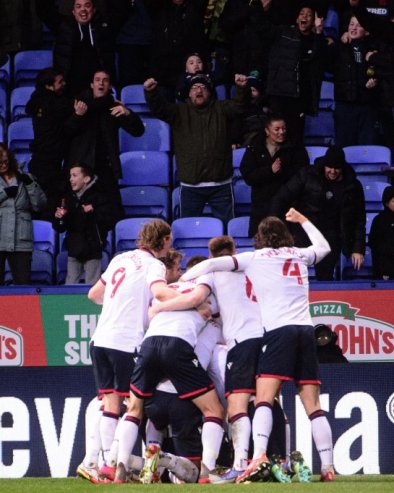 РАЗЛИКА У КВАЛИТЕТУ НЕ ОСТАВЉА СУМЊУ У КОНАЧАН ИСХОД: Болтон је непобедив на свом терену, а мало ко се одавде враћа са бодом