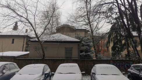 ЗАБЕЛЕО СЕ БЕОГРАД: Престоница осванула прекривена снегом (ФОТО)