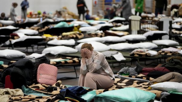 УКРАЈИНСКИМ ИЗБЕГЛИЦАМА НА ЗАПАДУ ОДУЗИМАЈУ ДЕЦУ: Највише у Немачкој, разлози банални - мајка гласно грди дете