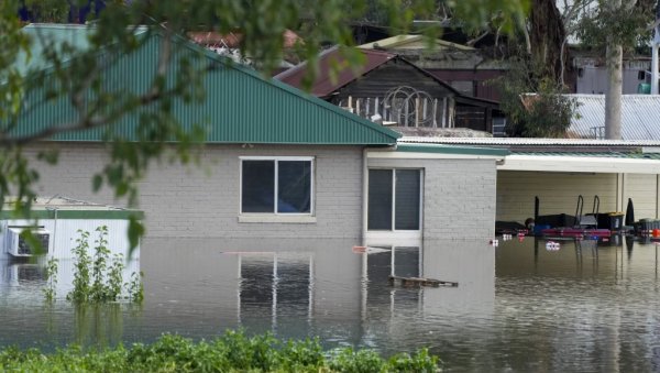 АУСТРАЛИЈА ПОСТАЈЕ СВЕ ГОРА ЗА ЖИВОТ:  Због поплава проглашена национална ванредна ситуација (ФОТО)