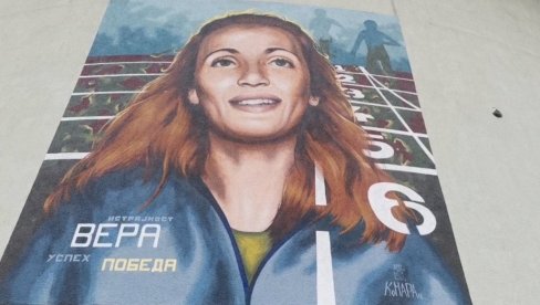 OSLIKANA PRVA MEĐU DESET IZUZETNIH ŽENA SRBIJE: Svečano otkriven mural Vere Nikolić u Kruševcu