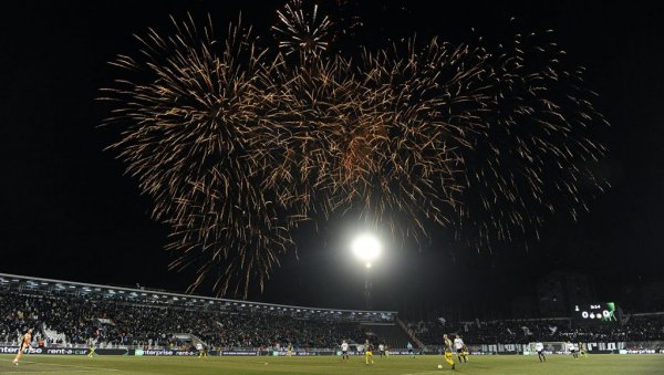 ХАПШЕЊЕ ГРОБАРА: Пред Фејенорд - Партизан холандска полиција имала посла