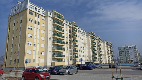 ZA BRIGU O GRAĐANIMA, KLJUČ U RUKE: Na novosadskom Jugovićevu useljavaju se i niču novi stanovi za bezbednjake