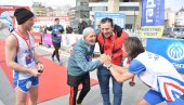 NA SEDMOM KRUŠEVAČKOM POLUMARATONU: Čika Vlada Stevanović istrčao 20 kilometara u 88. godini (FOTO)