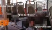 TELA POGINULIH RAZBACANA PO ULICI: Snimci užasa iz centra Donjecka - prebrojavaju se mrtvi, ima i dece (UZNEMIRUJUĆI VIDEO)