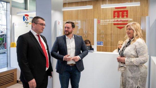 НОВИ ШАЛТЕР ЗА ПРЕДУЗЕТНИКЕ: У ГО Стари град отворен реновиран услужни центар за грађане