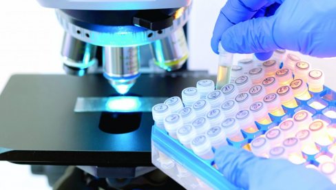 NEMCI I KINEZI SAOPŠTILI: Pokrenuta poslednja faza probnog testiranja leka protiv kancera