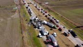 МАСИВНИ ЛАНЧАНИ СУДАР: Због магле 47 возила се слупало на путу у САД