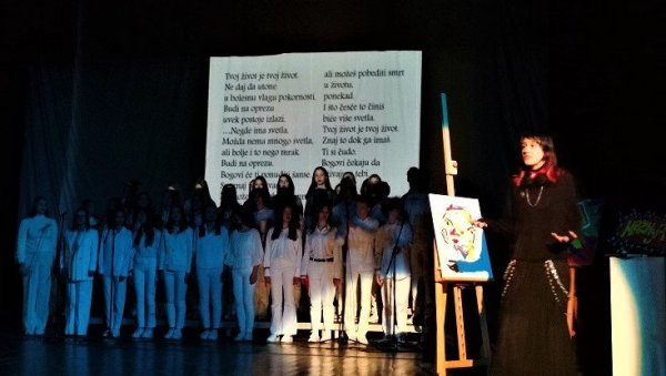 ЉУБАВ ЈЕ НАЈЈАЧА- МРЖЊА САМО БУЧНИЈА: Свечана академија поводом Дана Средње мешовите школе Иван Горан Ковачић