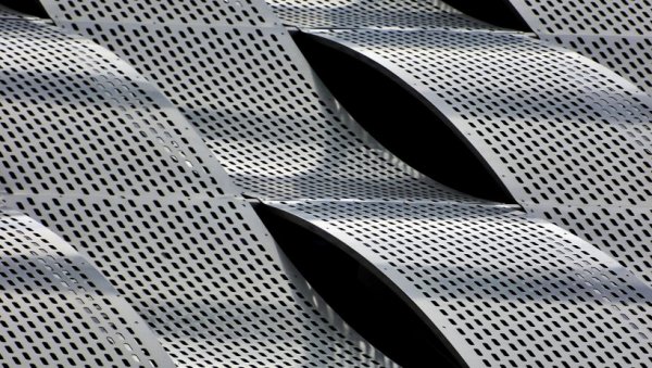 БЛУМБЕРГ: Велики амерички увозник неће руски алуминијум