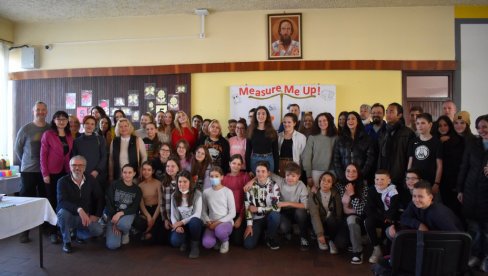 RADE NA ZAJEDNIČKOM PROJEKTU: Škola u Kikindi domaćin učenicima iz pet zemalja