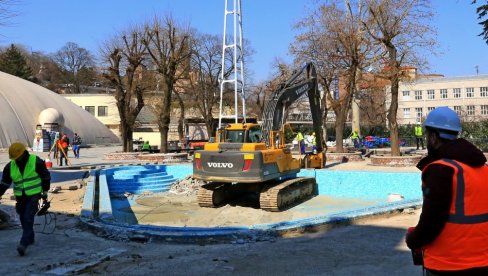 GRADI SE BAZEN ZA BEBE NA TAŠU: Danas započela i rekonstrukcija dečjeg bazena u SRC Tašmajdan