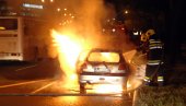 MOGAO JE SIN DA MI IZGORI Beograđanin sinu kupio auto - posle samo 10 minuta vožnje vozilo potpuno izgorelo