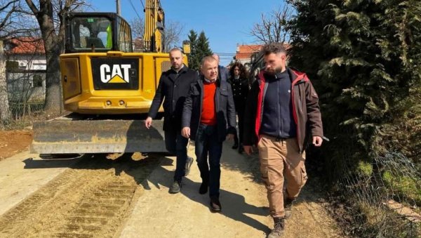 КАНАЛИЗАЦИЈА ЗА МИЉАКОВАЦ 3: Почели важни инфраструктурни радови у раковичком насељу