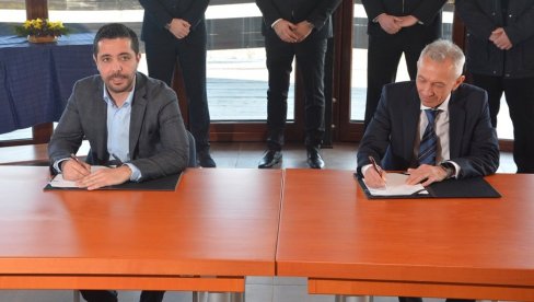 MINISTAR MOMIROVIĆ U NEGOTINU: Potpisan ugovor za revitalizaciju brodske prevodnice