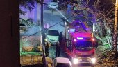 GORI KUĆA NA ZVEZDARI: U toku je gašenje požara (VIDEO)