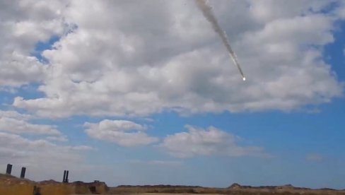 SNIMAK MINISTARSTVA ODBRANE RUSIJE: Prikazan udar raketnog sistema na oružane snage Ukrajine (VIDEO)